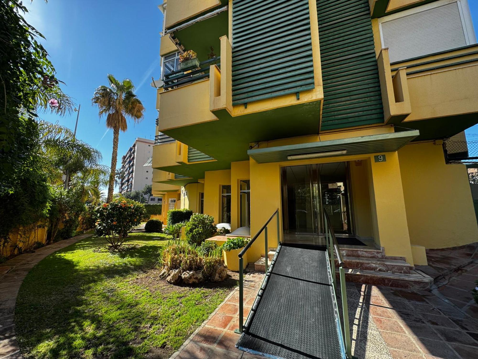 Allegra Suite Málaga Extérieur photo
